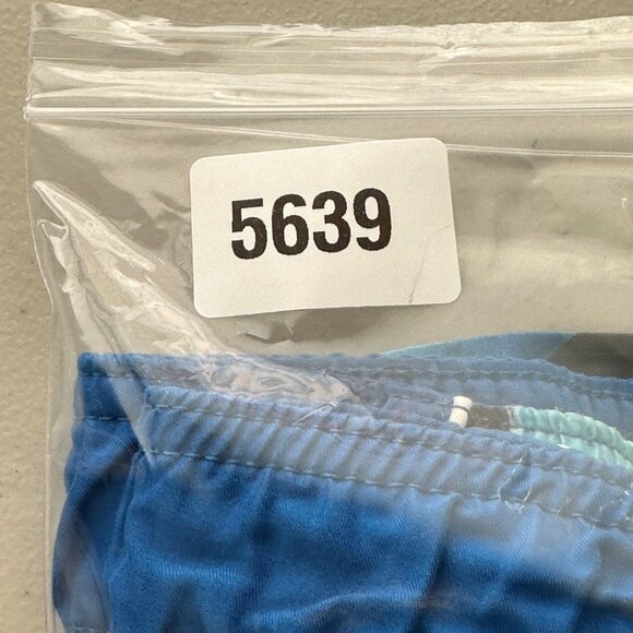 Hang Ten Swim Trunks Shorts Mens Size Large Blue Gray Shark Print Athleisure - Picture 12 of 12